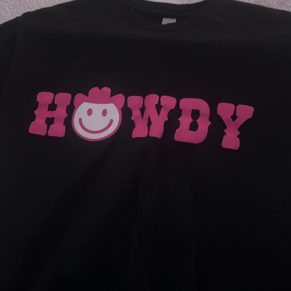 howdy medium shirt